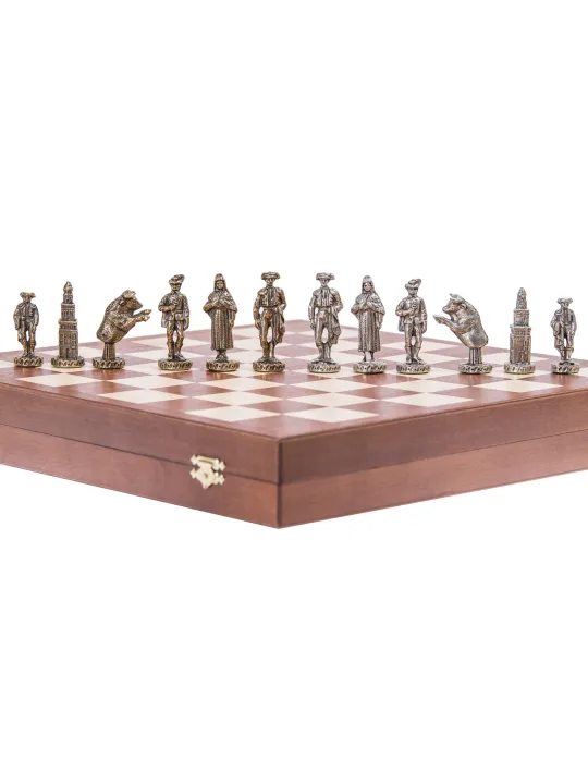 Chess Pieces -  Matador - Metal lux